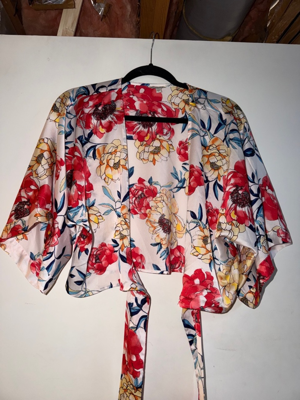 G by Guess Floral Tie-Front Crop Top in Ivory, Red & Yellow